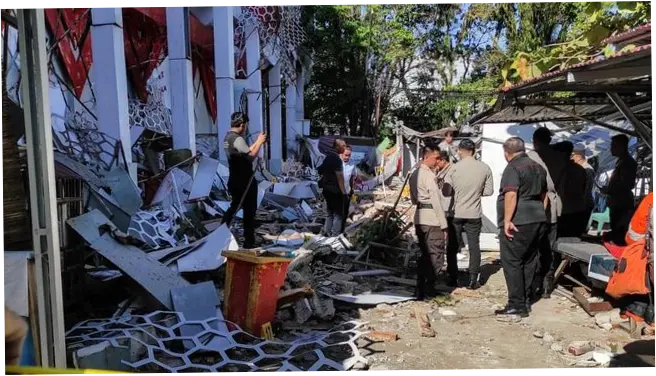 Gempa Bumi 7,6 Magnitudo Guncang Sulawesi Utara dan Maluku Utara
