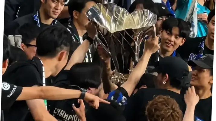 Gamba Osaka Juarai AFC Champions League Two, Ronaldo Ngambek Setelah Al Nassr Kalah