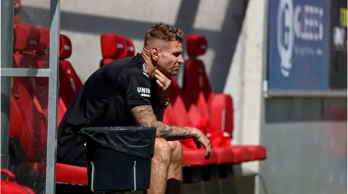 Kalmar: Antara Defisit Anggaran, Sepak Bola, dan Eksekusi
