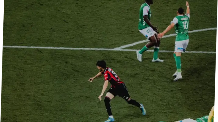 Nice Bertahan di Ligue 1 Setelah Mengalahkan St-Etienne 4-1