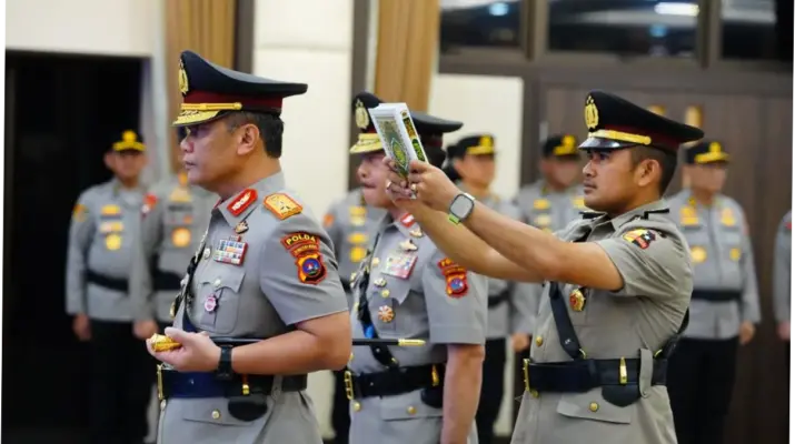 Perwira Polisi di Indonesia: Antara Kontroversi dan Pengabdian