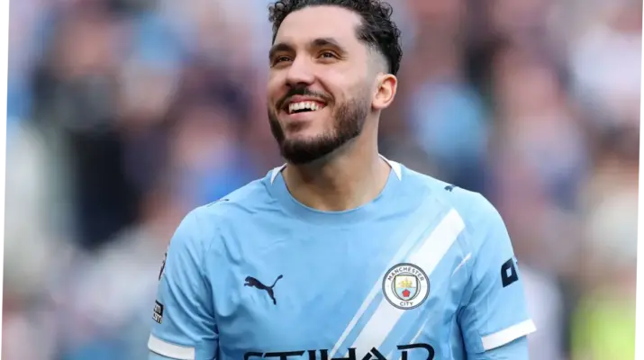 Rayan Cherki: Bintang Muda Manchester City yang Siap Mengharumkan Nama Indonesia di Kancah Sepak Bola Dunia