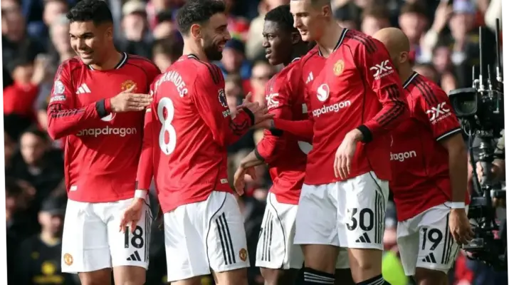 Rio Ferdinand Desak Manchester United Rekrut Bintang Barcelona dan Sarankan Strategi untuk Menjuarai Liga Champions