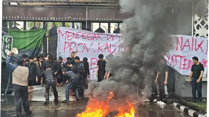 Demo di Jakarta Hari Ini: Informasi Terkini dan Titik-titik yang Perlu Dihindari