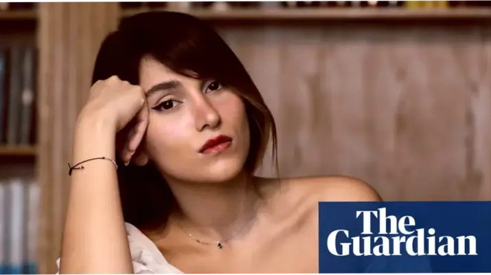 Penyanyi Iran Parastoo Ahmadi Dihukum Cambuk 74 Kali karena Tampil Tanpa Hijab