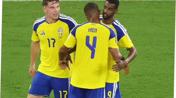 Viktor Gyökeres dan Alexander Isak Bintangi Kemenangan Swedia atas Tunisia di Piala Dunia