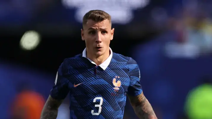 PSG dan Aston Villa Mencapai Kesepakatan Transfer Lucas Digne